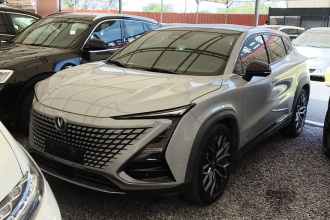长安UNI-T 2022款 1.5T 旗舰型