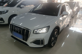 奥迪Q2L 2022款 35 TFSI 时尚致雅型