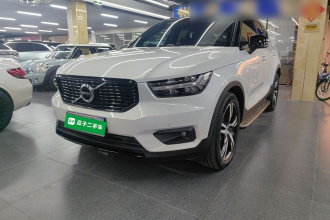 沃尔沃XC40 2021款 T4 四驱智远运动版