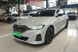 宝马i3 2025款 eDrive 40 L 曜夜套装