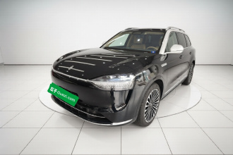 鸿蒙智行 问界M9 2024款 增程 Ultra版 52kWh 5座版