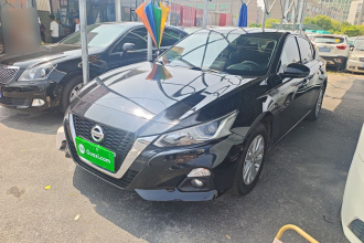 日产 天籁 2020款 改款 2.0L XE 时尚版