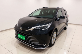 丰田 赛那SIENNA 2023款 2.5L混动 尊贵版