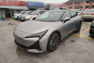 ARCFOX极狐 极狐 阿尔法S5 2024款 560MAX 185kW