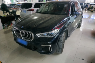 宝马X5 2022款 改款 xDrive 30Li 尊享型M运动套装