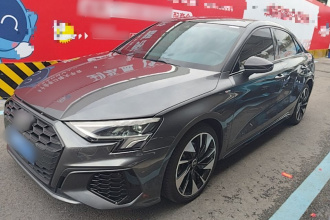 奥迪A3 2022款 A3L Limousine 35 TFSI 时尚运动型