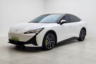 ARCFOX极狐 极狐 阿尔法S5 2024款 560MAX 185kW