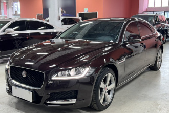 捷豹XFL 2020款 XFL 2.0T P200 两驱精英版