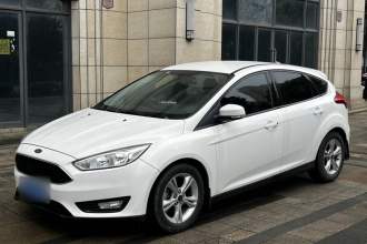 福特 福克斯 2017款 两厢 1.6L 自动舒适型智行版