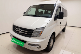 上汽大通MAXUS 新途V80 2021款 2.0T 手动经典傲运通长轴中顶6/7/8/9座