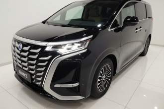 腾势D9 2025款 DM-i 智驾版 1020 四驱尊荣型