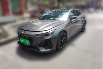 长安UNI-V 2022款 1.5T 尊贵型