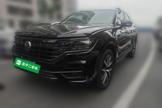 大众 途锐 2022款 3.0TSI 锐享版 经典运动套装