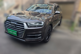 奥迪Q7 2018款 45 TFSI 技术型