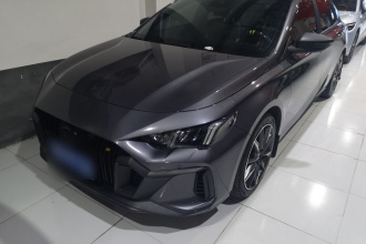 广汽传祺 影豹 2023款 270T DCT J15版