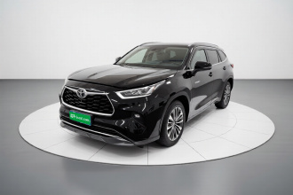 丰田 汉兰达 2022款 双擎 2.5L 四驱至尊版 7座