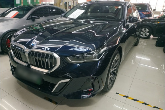 宝马i5 2025款 eDrive 40L M运动套装