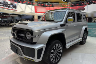 超境汽车 共创坦克300 2021款 2.0T 赛博坦克