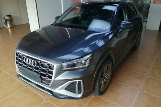 奥迪Q2L 2022款 35 TFSI 时尚动感型