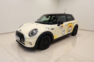MINI 2021款 1.5T COOPER 艺术家 五门版