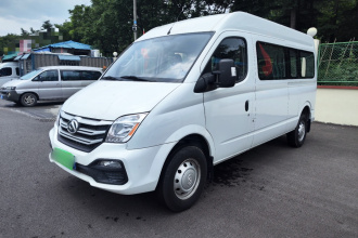 上汽大通MAXUS 新途V80 2024款 傲运通超值版 6MT 长轴中顶127Ps 6/7/8/9座