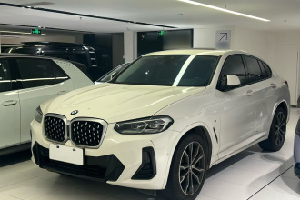宝马X4 2022款 xDrive 30i M运动套装