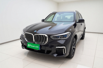 宝马X5 2022款 xDrive 40Li M运动套装
