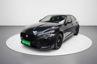 捷豹XEL 2024款 2.0T 250PS R-DYNAMIC S耀黑运动版
