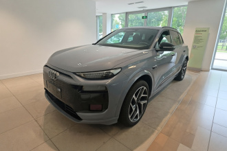 奥迪Q6L e-tron 2026款 首发领航版