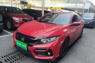 本田 思域 2021款 HATCHBACK 220TURBO CVT新锐控