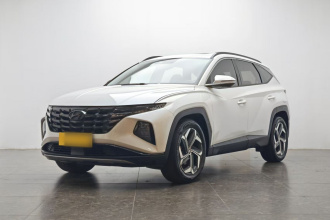 现代 2021款 途胜L 1.5T DCT LUX尊贵版