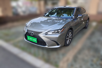 雷克萨斯ES 2020款 260 卓越版