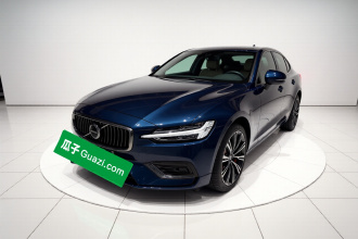 沃尔沃S60 2023款 B4 智远豪华版