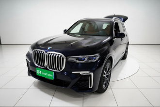 宝马X7 2021款 改款 xDrive40i 尊享型M运动套装