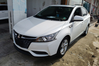 纳智捷 锐3 2016款 1.6L CVT尊享型天窗版