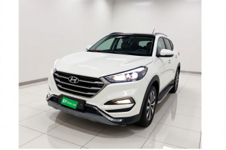 现代 途胜 2015款 1.6T 双离合两驱智能型