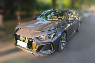 广汽传祺 影豹 2021款 270T DCT J16版