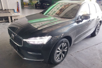 沃尔沃XC60 2022款 B5 四驱智逸豪华版