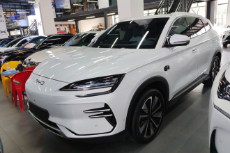 比亚迪 宋PLUS新能源 2025款 EV 智驾版 605km 旗舰型