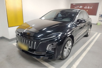 红旗E-QM5 2023款 改款 基础出行版