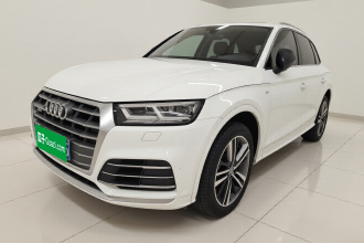 奥迪Q5L 2020款 40 TFSI 荣享时尚型