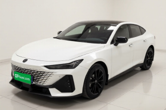 长安UNI-V 2022款 1.5T 尊贵型