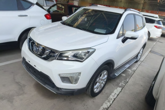 长安CS15 2016款 1.5L 手动豪华版