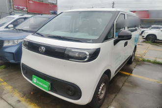 上汽大通MAXUS 大拿V1 2025款 V1 短轴低顶 多功能版（51kWh）