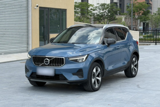 沃尔沃XC40 2023款 B4 四驱智远豪华版