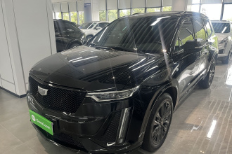 凯迪拉克XT6 2025款 2.0T 六座四驱尊贵行政黑标版