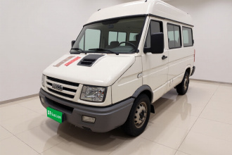 依维柯得意 2014款 2.5T-A35 NJ6484ACM47Z4