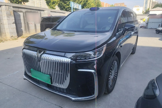 岚图汽车 岚图梦想家 2025款 PHEV 四驱尊贵乾崑版