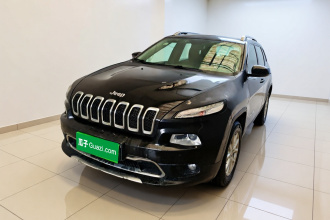 Jeep 自由光 2016款 2.4L 专业智能版