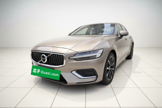 沃尔沃S60 2020款 T4 智逸豪华版